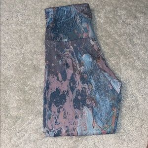 Full length athletic leggings